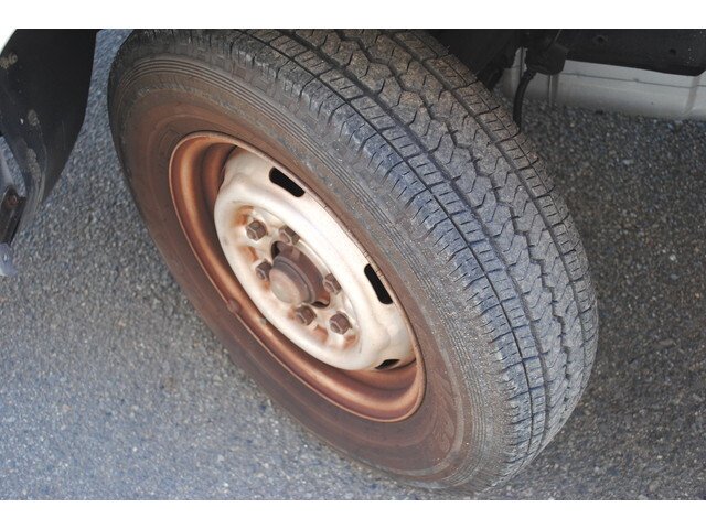 日産アトラス平ボディ小型（2t・3t）[写真39]