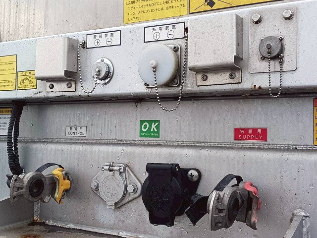 日本フルハーフその他の車種ウイングトレーラー大型（10t）[写真13]