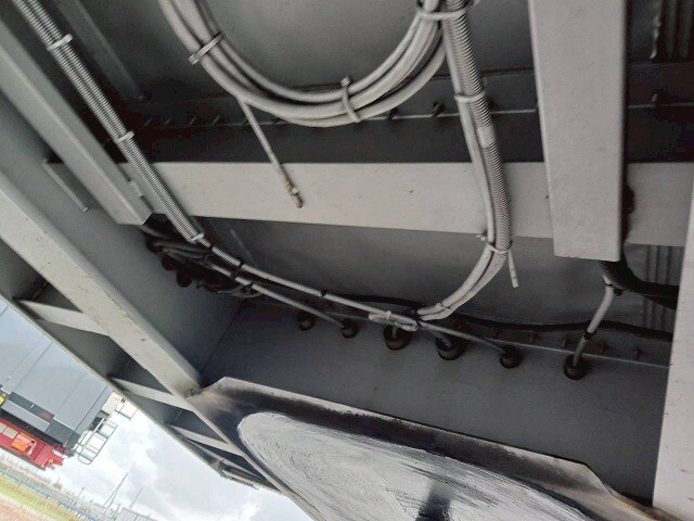 日本フルハーフその他の車種ウイングトレーラー大型（10t）[写真17]