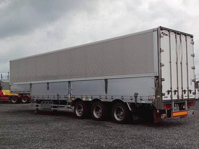 日本フルハーフその他の車種ウイングトレーラー大型（10t）[写真02]