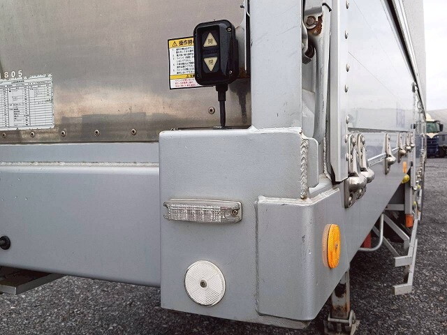 日本フルハーフその他の車種ウイングトレーラー大型（10t）[写真08]