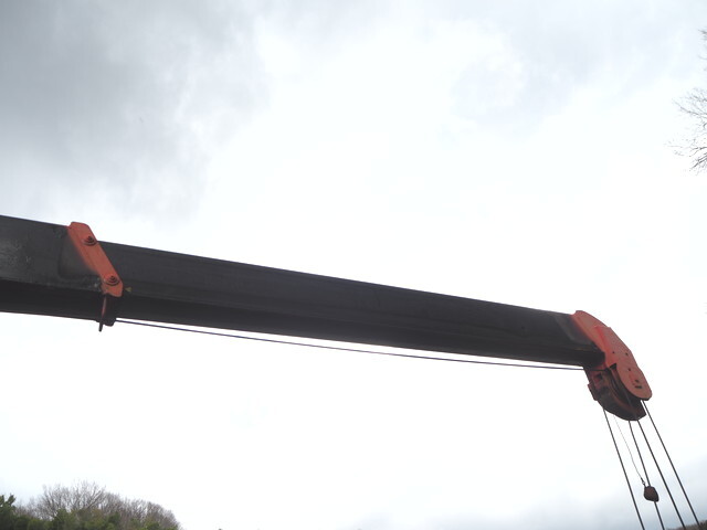 日野レンジャーセルフクレーン3段増トン（6t・8t）[写真20]