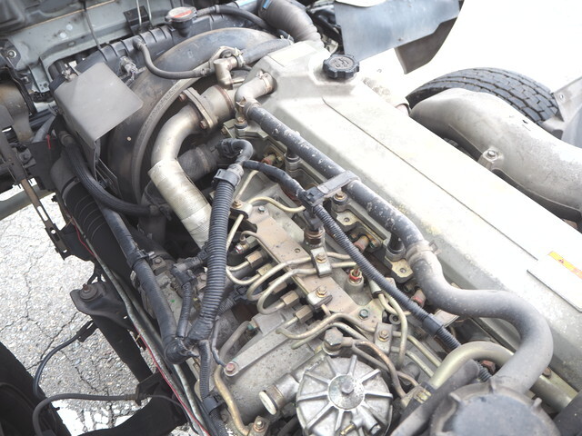 日野レンジャーセルフクレーン3段増トン（6t・8t）[写真32]