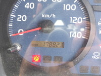 日野レンジャーセルフクレーン3段増トン（6t・8t）[写真40]