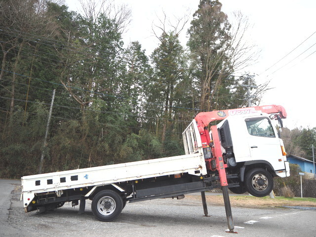 日野レンジャーセルフクレーン3段増トン（6t・8t）[写真04]