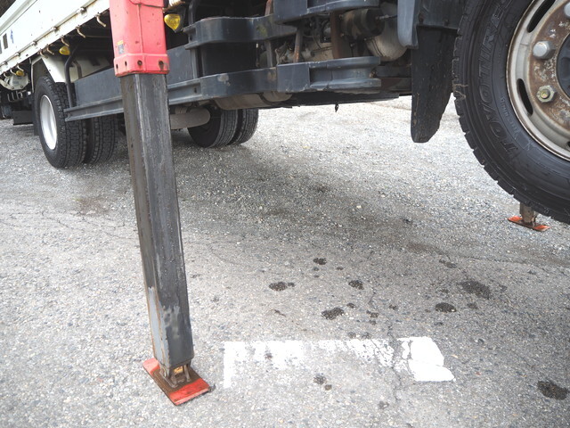 日野レンジャーセルフクレーン3段増トン（6t・8t）[写真08]