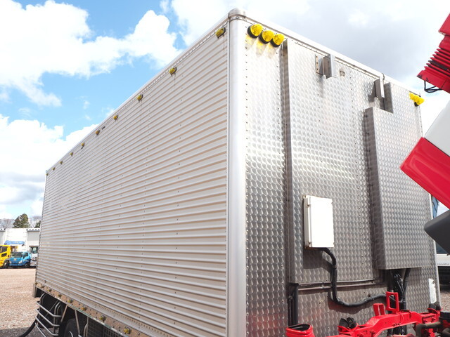 日野レンジャー冷凍車（冷蔵車）中型（4t）[写真18]