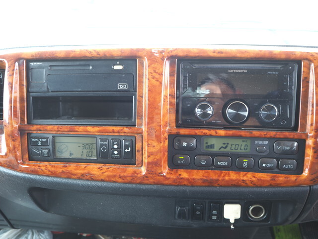 日野レンジャー冷凍車（冷蔵車）中型（4t）[写真38]