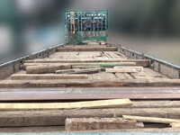 三菱ふそうスーパーグレート平ボディ大型（10t）[写真04]