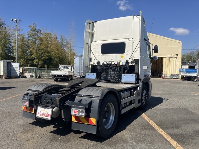 日野プロフィアトレーラーヘッド（トラクターヘッド）大型（10t）[写真02]