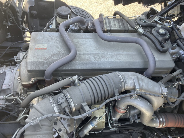 日野プロフィアトレーラーヘッド（トラクターヘッド）大型（10t）[写真26]