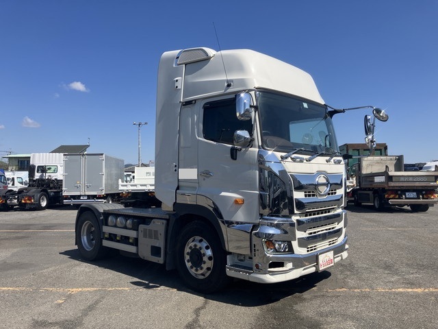 日野プロフィアトレーラーヘッド（トラクターヘッド）大型（10t）[写真03]