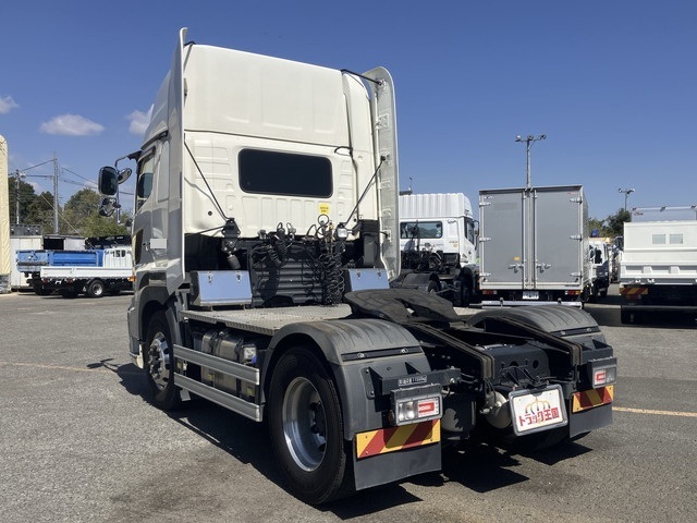 日野プロフィアトレーラーヘッド（トラクターヘッド）大型（10t）[写真04]