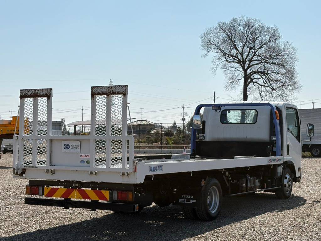 いすゞエルフセーフティローダー小型（2t・3t）[写真03]