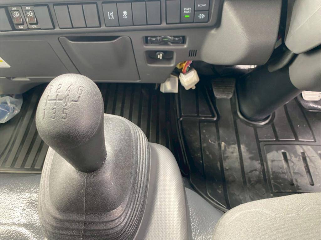 いすゞエルフアルミバン小型（2t・3t）[写真20]