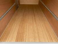 いすゞエルフアルミバン小型（2t・3t）[写真09]