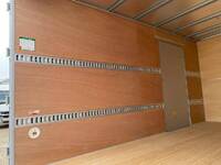 いすゞエルフアルミバン小型（2t・3t）[写真10]