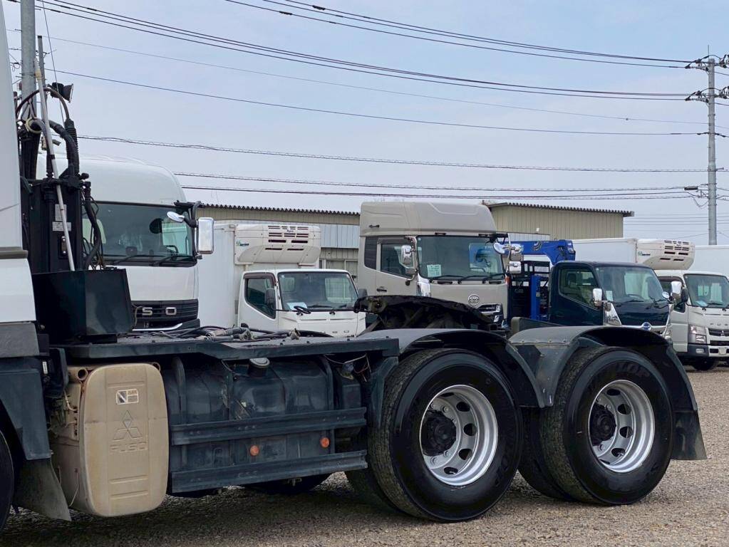 三菱ふそうスーパーグレートトレーラーヘッド（トラクターヘッド）大型（10t）[写真05]