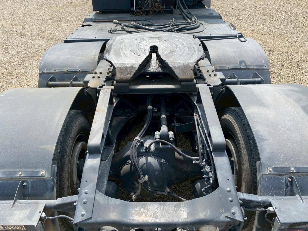 三菱ふそうスーパーグレートトレーラーヘッド（トラクターヘッド）大型（10t）[写真07]