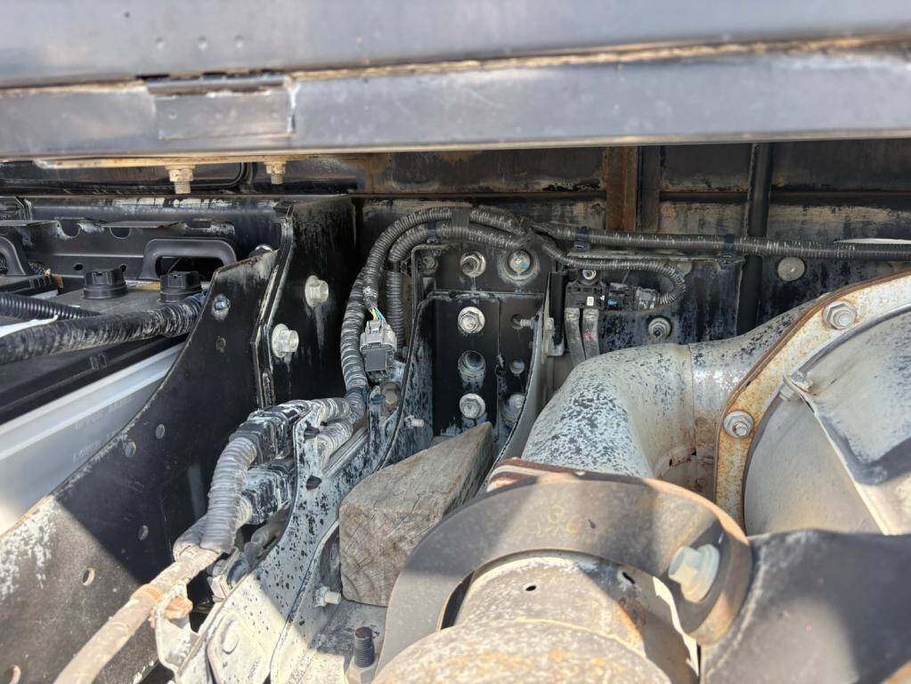 日野プロフィアダンプ大型（10t）[写真16]