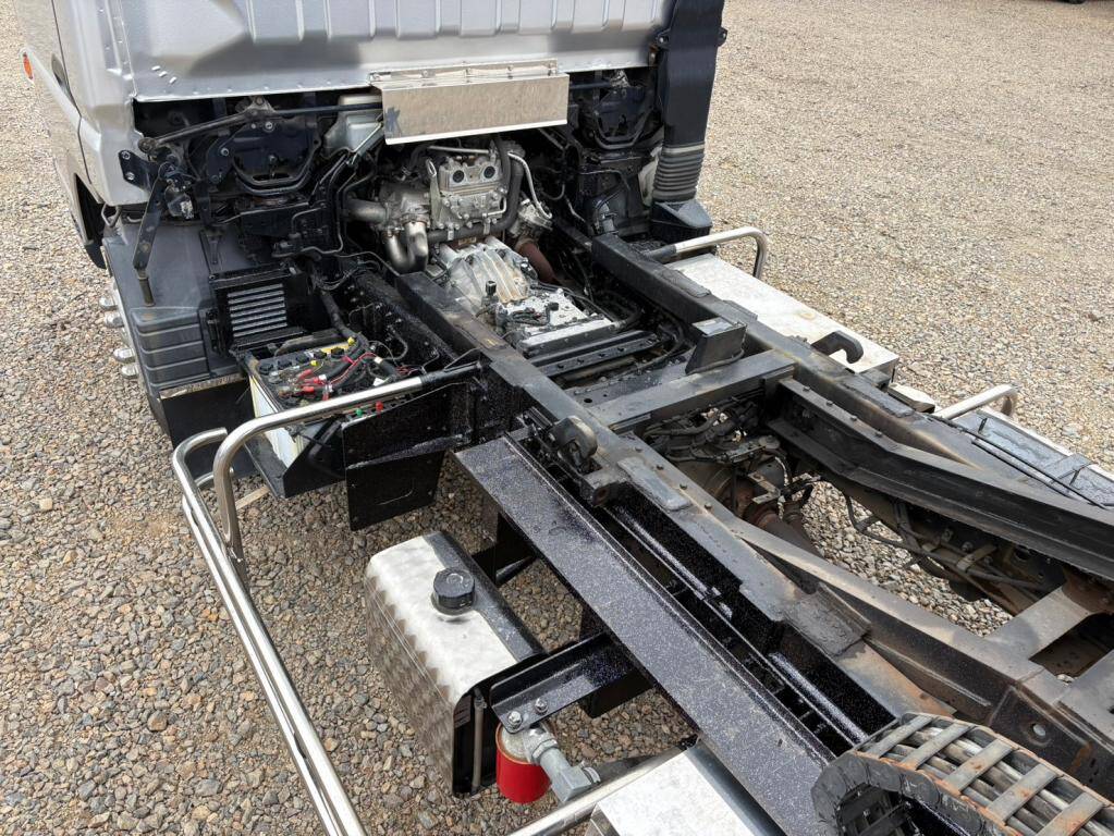 三菱ふそうキャンターセーフティローダー小型（2t・3t）[写真13]