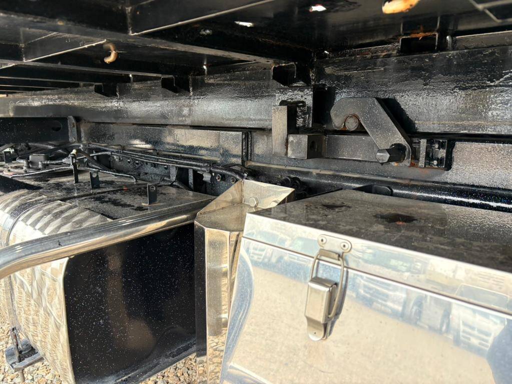 三菱ふそうキャンターセーフティローダー小型（2t・3t）[写真16]