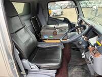 三菱ふそうキャンターセーフティローダー小型（2t・3t）[写真21]