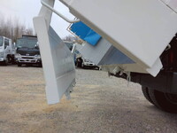 いすゞエルフダンプ小型（2t・3t）[写真16]