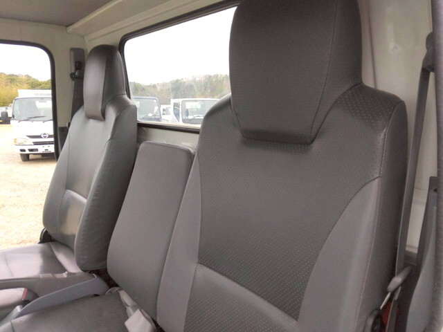 いすゞエルフダンプ小型（2t・3t）[写真28]