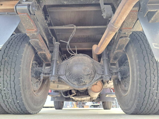 三菱ふそうキャンタークレーン付小型（2t・3t）[写真17]