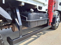 三菱ふそうキャンタークレーン付小型（2t・3t）[写真20]