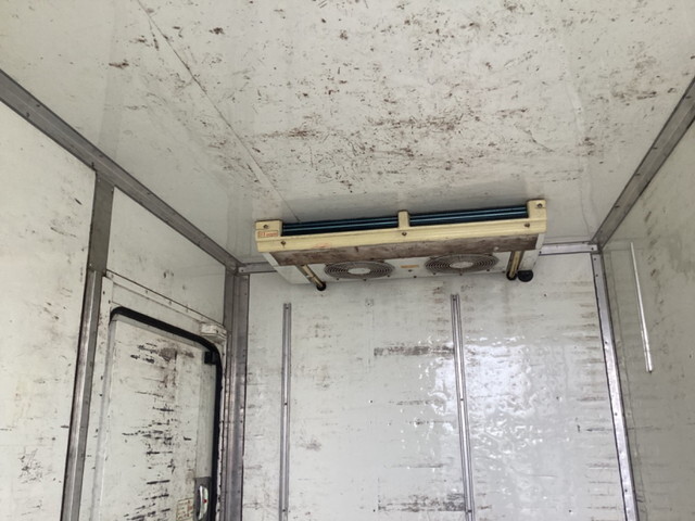 トヨタダイナ冷凍車（冷蔵車）小型（2t・3t）[写真05]