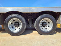 いすゞギガ回送車大型（10t）[写真21]