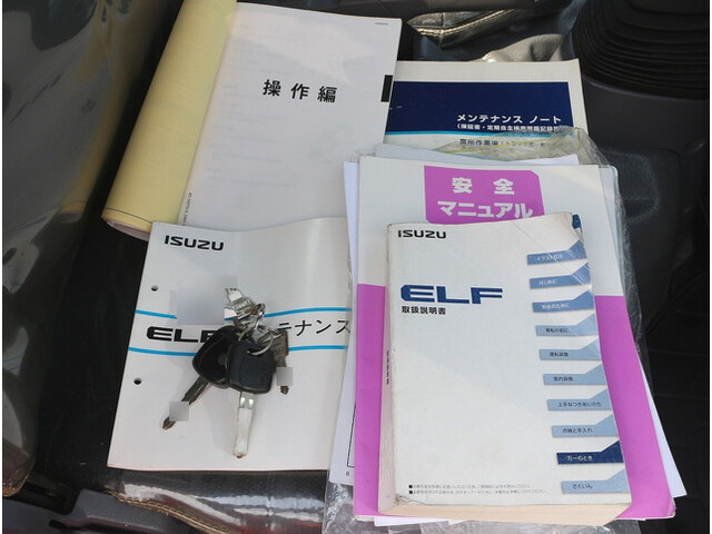 いすゞエルフ高所作業車小型（2t・3t）[写真12]