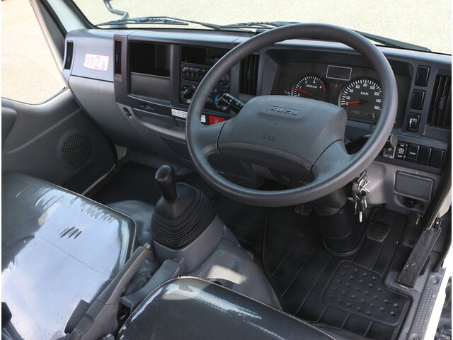 いすゞエルフ高所作業車小型（2t・3t）[写真19]