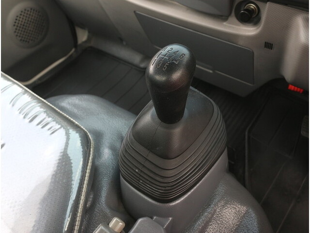 いすゞエルフ高所作業車小型（2t・3t）[写真25]