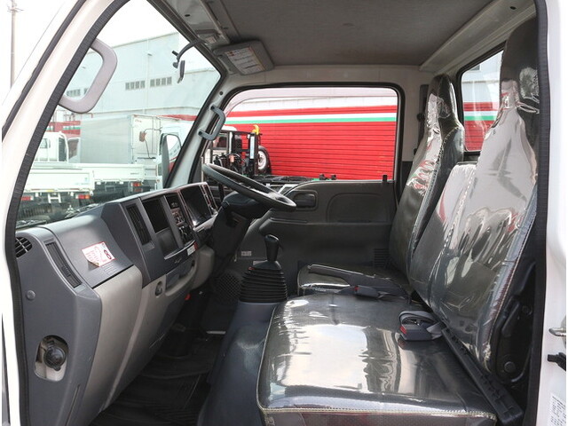 いすゞエルフ高所作業車小型（2t・3t）[写真31]