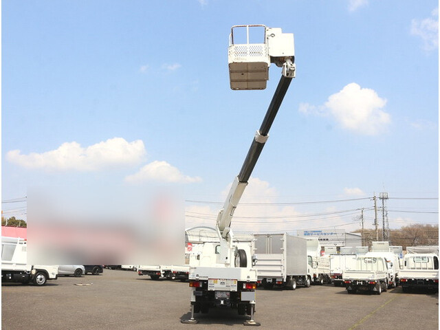 いすゞエルフ高所作業車小型（2t・3t）[写真04]