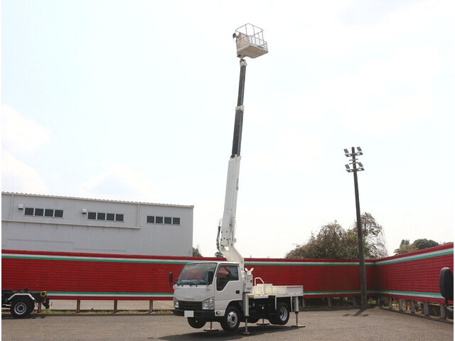 いすゞエルフ高所作業車小型（2t・3t）[写真07]