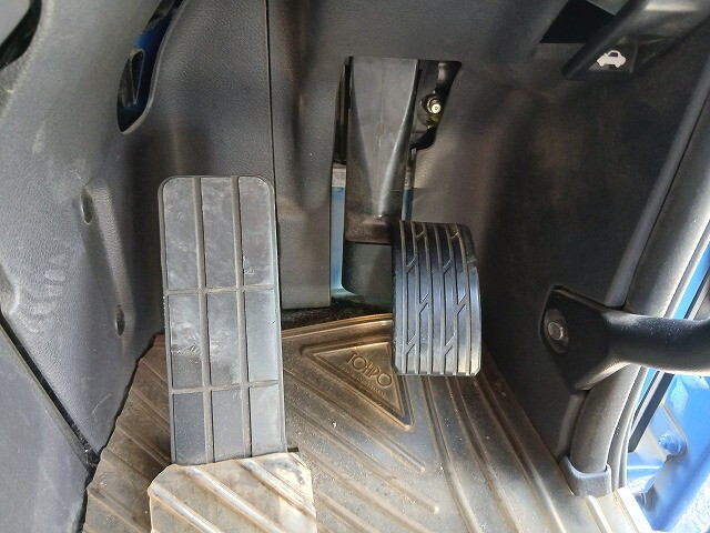 UDトラックスクオンその他の形状大型（10t）[写真15]