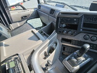 UDトラックスクオンその他の形状大型（10t）[写真23]