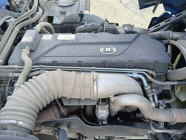 UDトラックスクオンその他の形状大型（10t）[写真28]