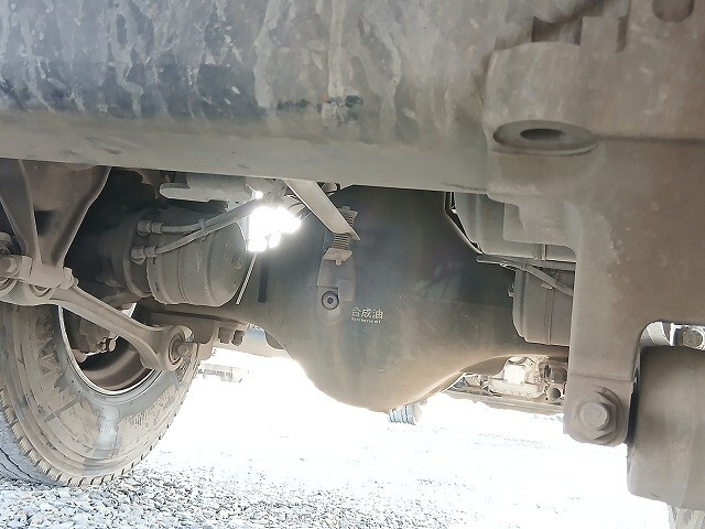 UDトラックスクオンその他の形状大型（10t）[写真34]