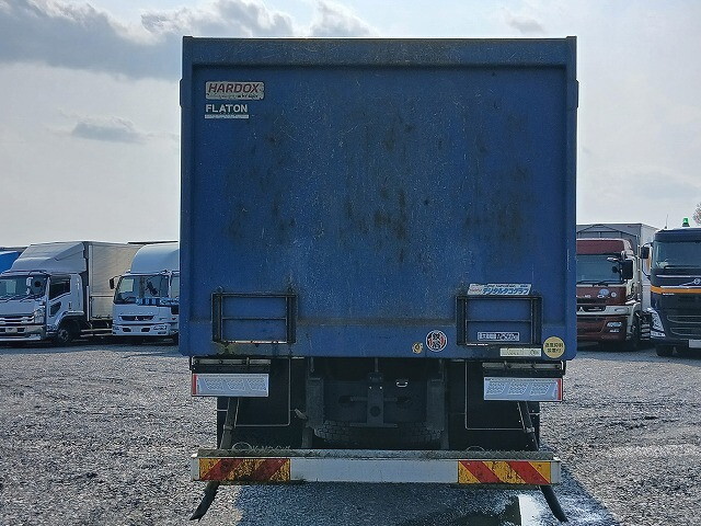 UDトラックスクオンその他の形状大型（10t）[写真04]