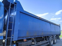 UDトラックスクオンその他の形状大型（10t）[写真09]