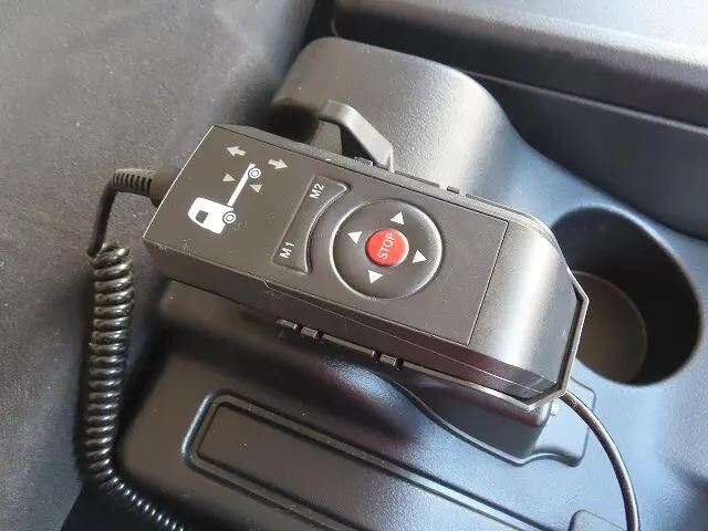 三菱ふそうファイターアルミウイング中型（4t）[写真18]