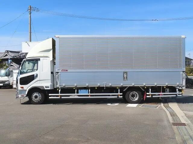 三菱ふそうファイターアルミウイング中型（4t）[写真03]