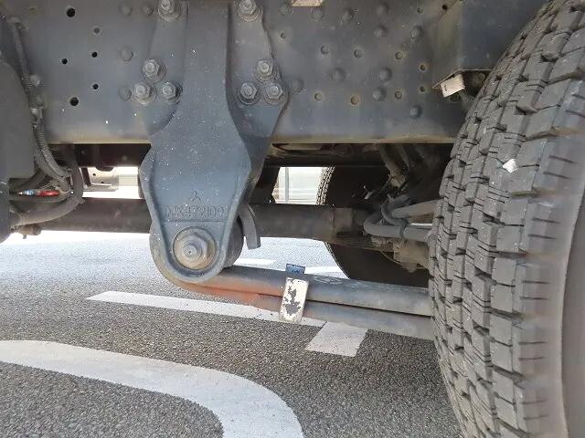 三菱ふそうファイターアルミウイング中型（4t）[写真38]