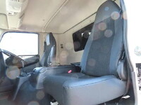 三菱ふそうファイターアルミウイング中型（4t）[写真09]