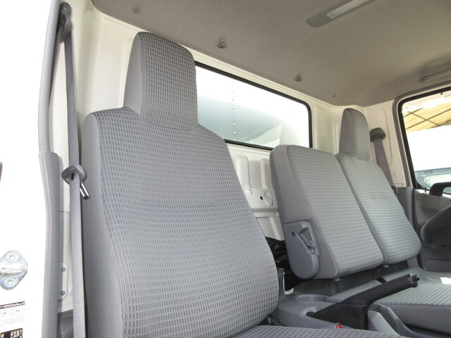 日野デュトロアルミバン小型（2t・3t）[写真14]